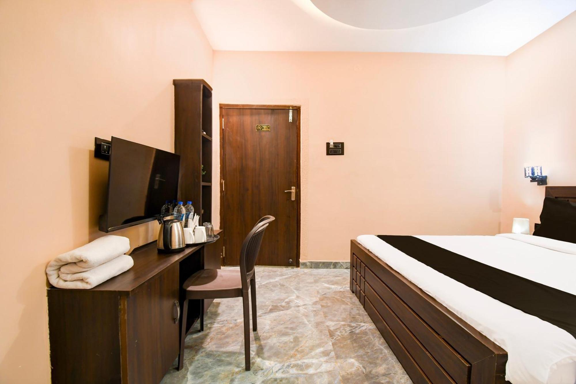 Hotel O M H Club And Resorts Ranchi Esterno foto