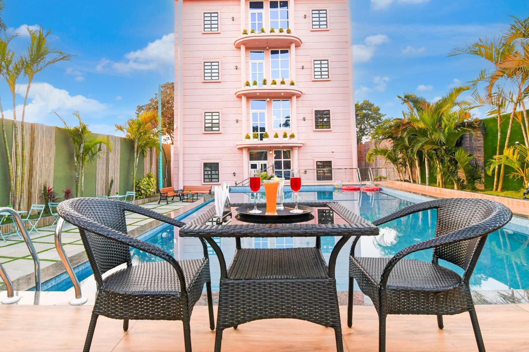 Hotel O M H Club And Resorts Ranchi Esterno foto