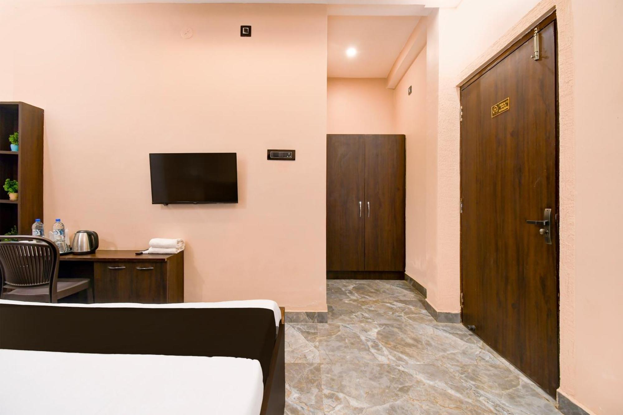 Hotel O M H Club And Resorts Ranchi Esterno foto