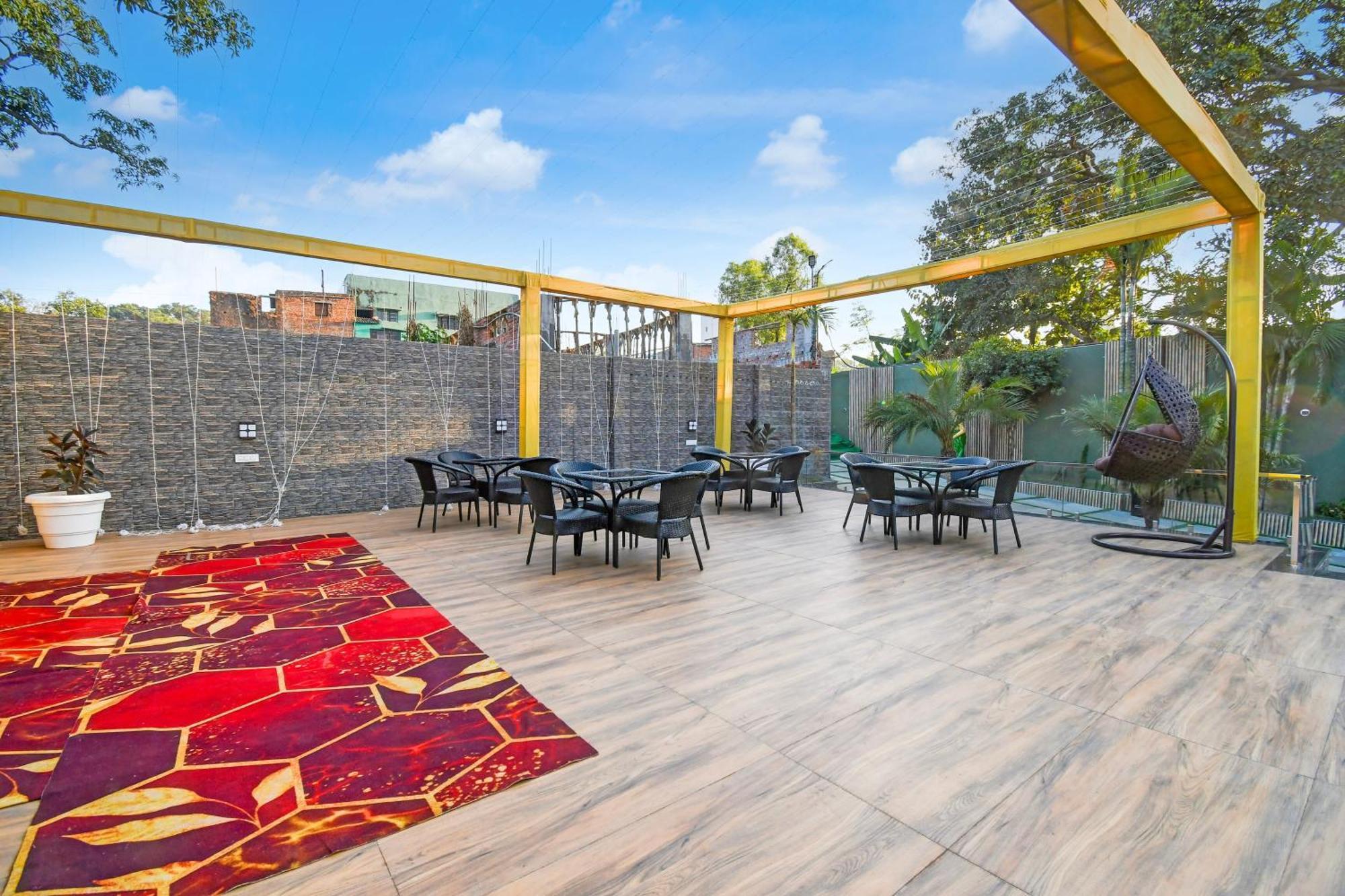 Hotel O M H Club And Resorts Ranchi Esterno foto